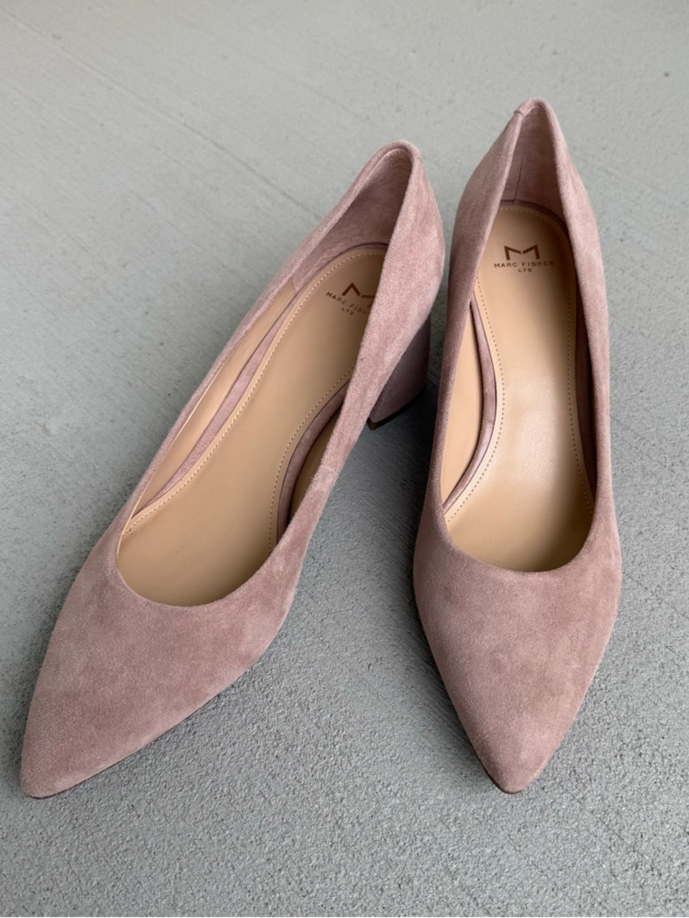 Marc Fisher Pointed Toe Suede Block Heel Pumps Size 9.5 Tan Nude Neutral Style